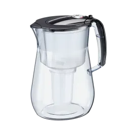 Suv uchun Filtrli ko'za resurs ko'rsatkichi bilan Akvafor Provans A5, 4.2 l qora