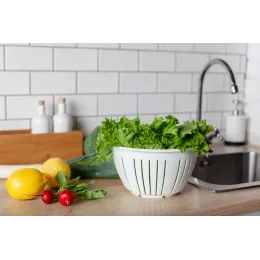 Дуршлаг пластиковый 2,5 л для промывки продуктов Plast Team STOCKHOLM лен